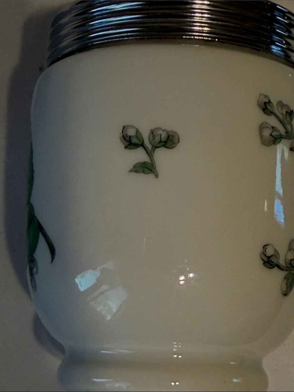Vintage 1950’s Type 1 Royal Worcester Valencia Porcelain Egg Coddler